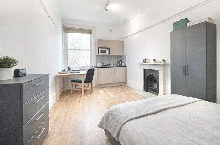 Studio To Rent In Belsize Avenue, NW3