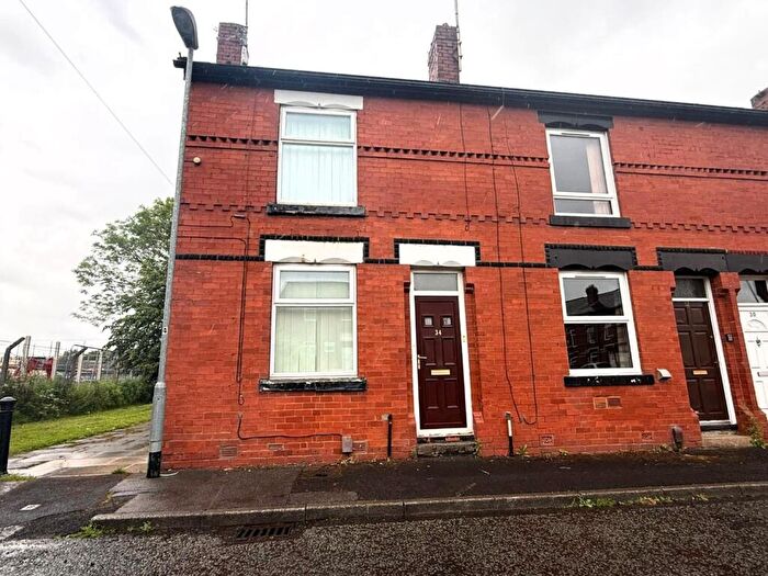 2 Bedroom Terraced House For Sale In Castle Street, Middleton, Manchester, M24