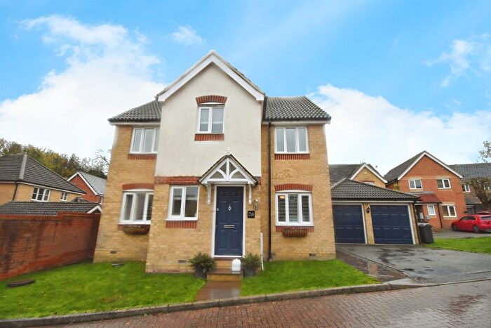 4 Bedroom Detached House For Sale In Bourchier Avenue, Braintree, CM7