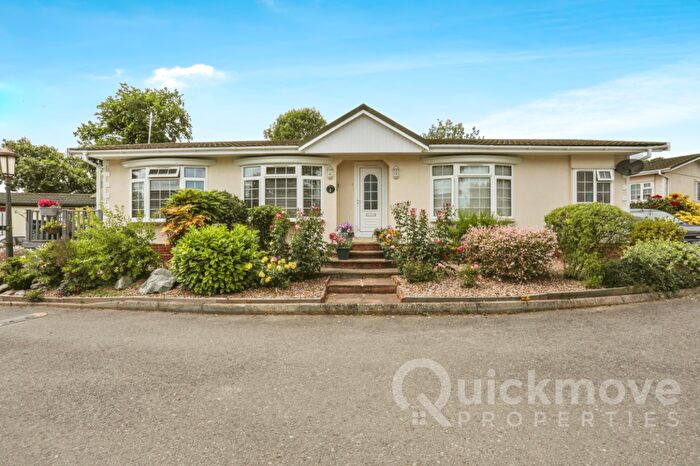 2 Bedroom Park Home For Sale In Ipswich, Suffolk, IP6