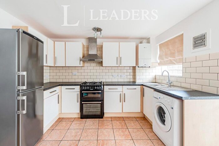 2 Bedroom End Of Terrace House To Rent In Naldrett Close, Horsham, RH12