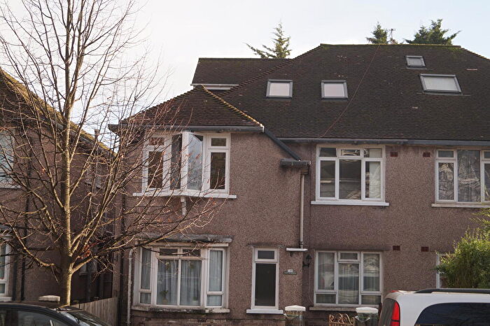 4 Bedroom Maisonette To Rent In Rhyd Y Penau Road, Cyncoed, Cardiff, CF23