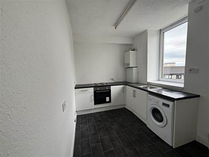 1 Bedroom Flat To Rent In Hilltown, Dundee, DD3