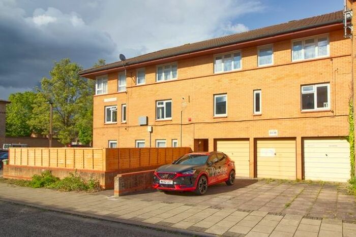 2 Bedroom Flat To Rent In Shackleton Place, Oldbrook, Milton Keynes, MK6