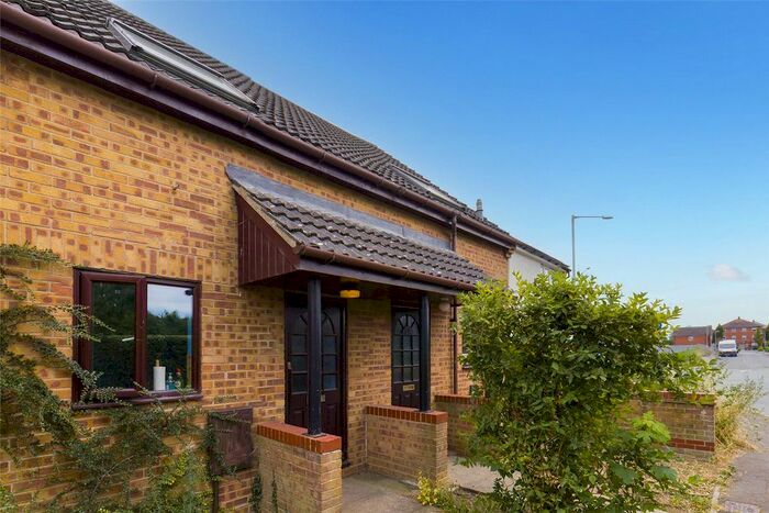 1 Bedroom End Of Terrace House To Rent In Woburn Place, Duxford, Cambs, CB22