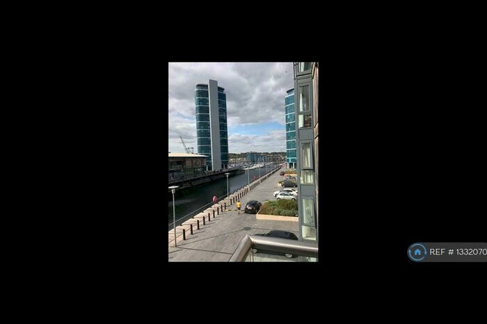 2 Bedroom Flat To Rent In The Wharf, Chatham, ME4