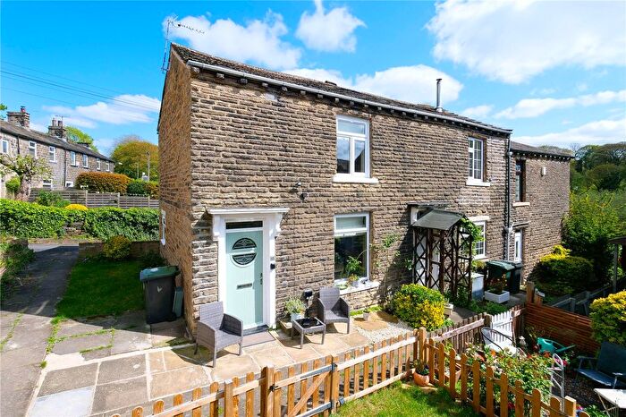 2 Bedroom End Terrace House For Sale In Stone Fold, Baildon, Shipley, West Yorkshire, BD17