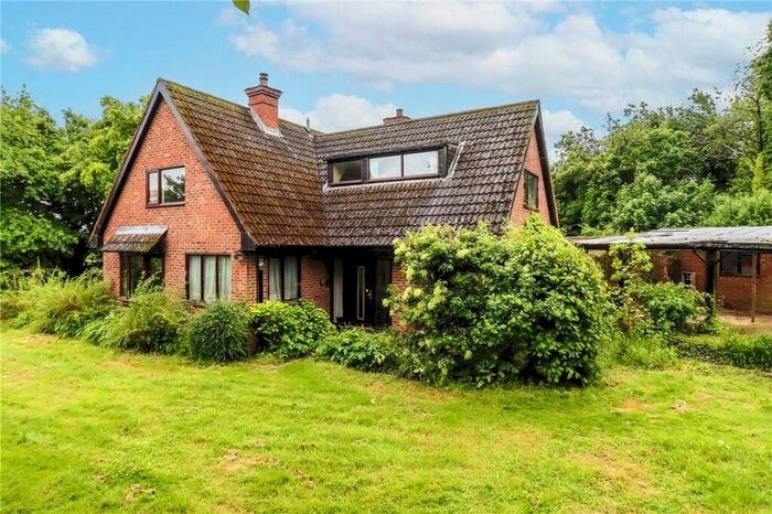 3 Bedroom Detached House For Sale In Aubrey Lane, Redbourn, St. Albans, Hertfordshire, AL3