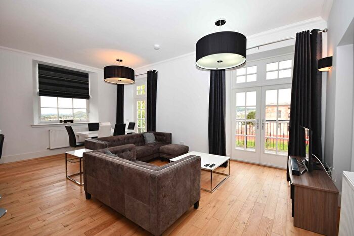 2 Bedroom Flat To Rent In Ardconnel Street, Inverness, Inverness, IV2