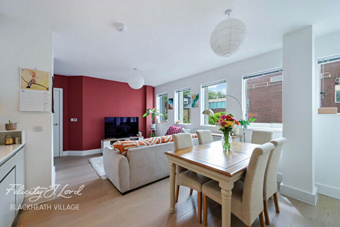2 Bedroom Apartment For Sale In Osborn Terrace, London, SE3