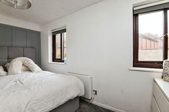 2 Bedroom Terraced House For Sale In Rushforth Place, Exeter, Devon, EX4