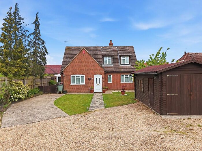 4 Bedroom Chalet For Sale In Elmswell, Bury St. Edmunds, Suffolk, IP30