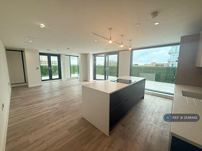 2 Bedroom Penthouse To Rent In Great George Street, Leeds, LS1