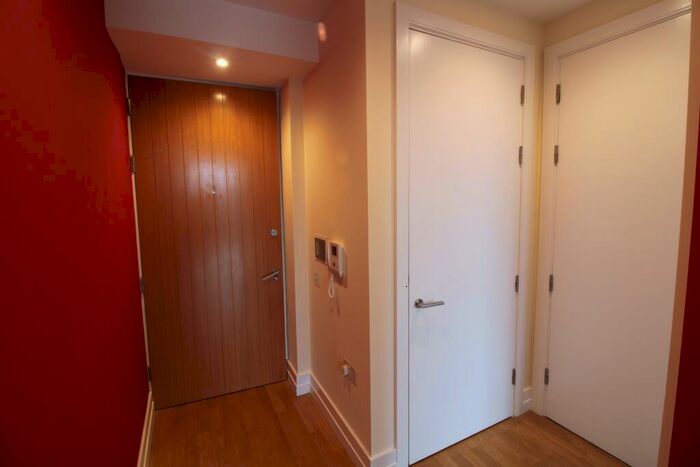 1 Bedroom Flat To Rent In The Circus, Highcross Lane, City Centre, Leicester, LE1