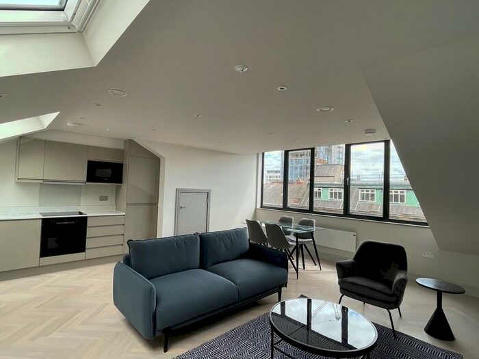 3 Bedroom Apartment To Rent In Pilgrim Chambers, Newcastle Upon Tyne, NE1