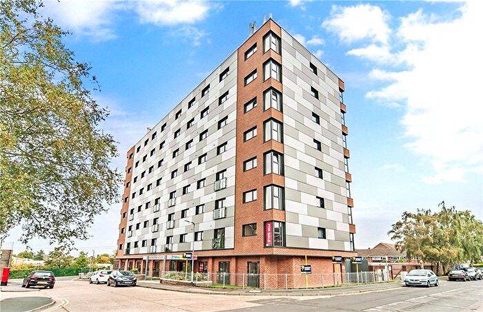 Studio To Rent In Azalea Drive, Swanley, Kent, BR8