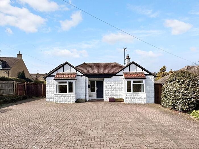 3 Bedroom Detached Bungalow To Rent In Coxwell Road, Faringdon, SN7