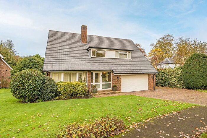 4 Bedroom Property To Rent In Church Meadow, Long Ditton, Surbiton, KT6