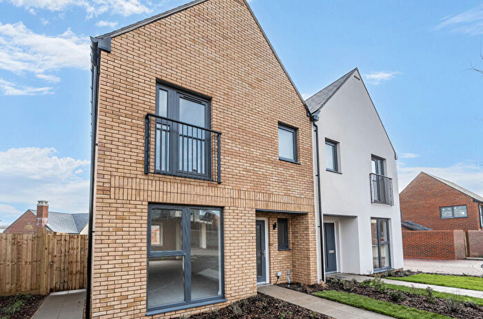 3 Bedroom Semi-Detached House To Rent In Elkington Way, Winchester, Hampshire, SO22