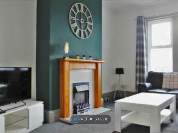 4 Bedroom Flat To Rent In Brighton Rd, Gateshead, NE8