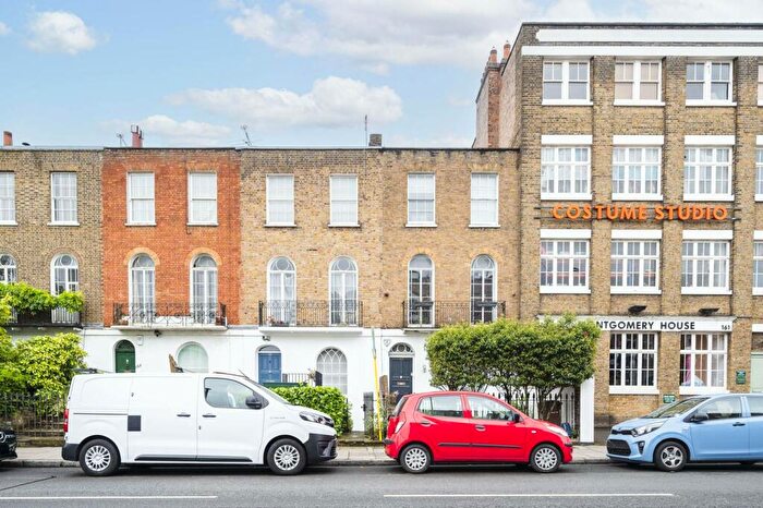 1 Bedroom Flat To Rent In Balls Pond Road, De Beauvoir Town, London, N1