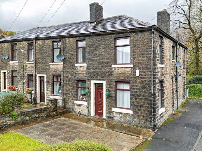 2 Bedroom End Of Terrace House For Sale In Elm Street, Rochdale, OL12