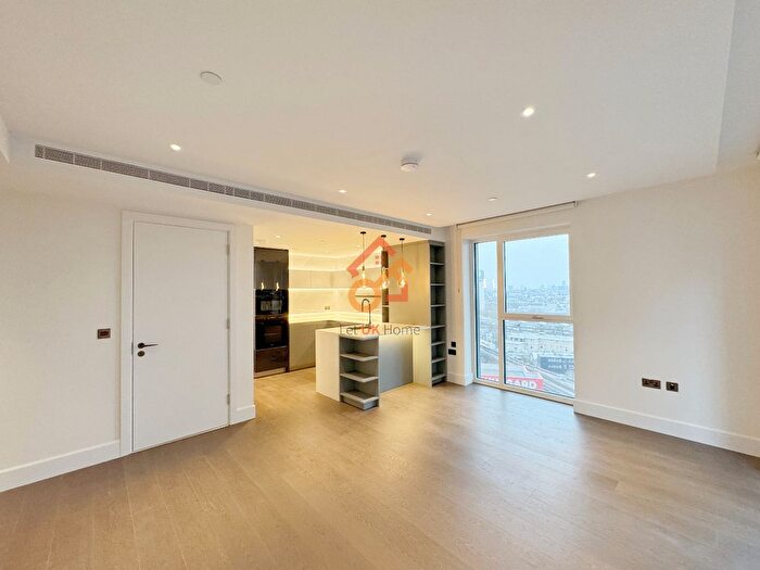 2 Bedroom Flat To Rent In Reflection Apartments, Cascade Way, London, W12