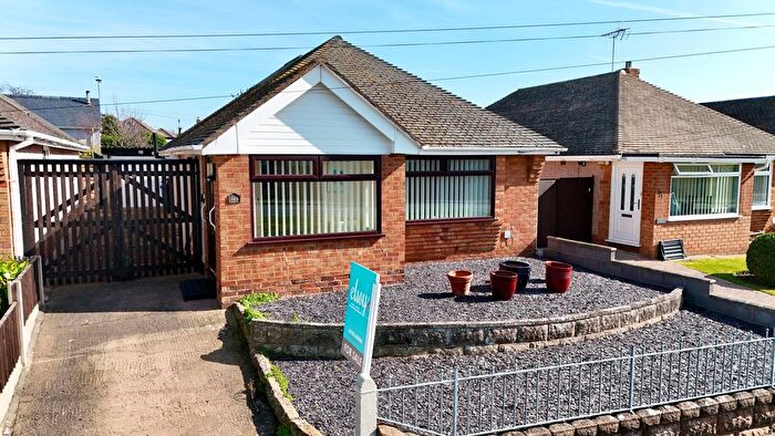 3 Bedroom Bungalow For Sale In Ffordd Derwen, Rhyl, LL18