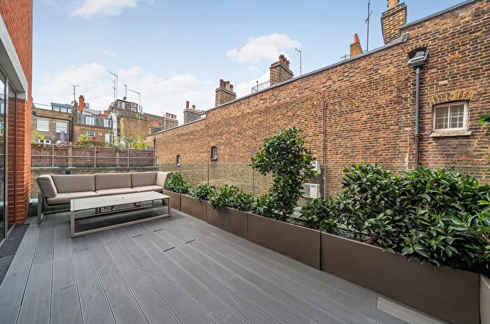 2 Bedroom Flat To Rent In Hop House, Bedfordbury, London, WC2N