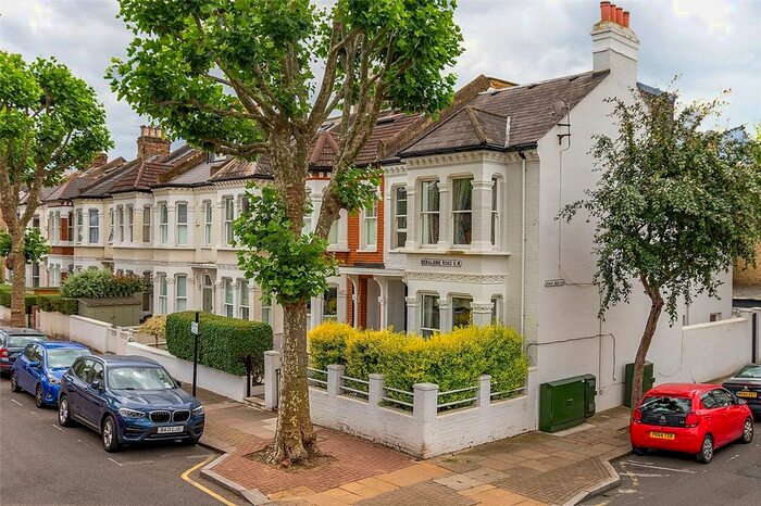 4 Bedroom End Of Terrace House To Rent In Geraldine Road, London, SW18