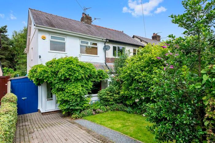 3 Bedroom Semi-Detached House For Sale In Appley Lane South, Appley Bridge, Wigan, WN6