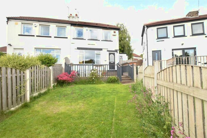 3 Bedroom Semi-Detached House To Rent In Broadway, Horsforth, Leeds, West Yorkshire, LS18