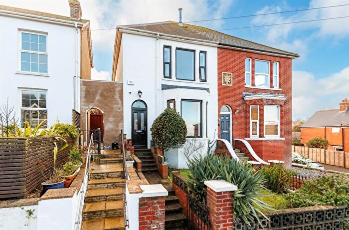 3 Bedroom Semi Detached House For Sale In Fabulous Period Property Close To Town - Victoria Road, Cowes, PO31