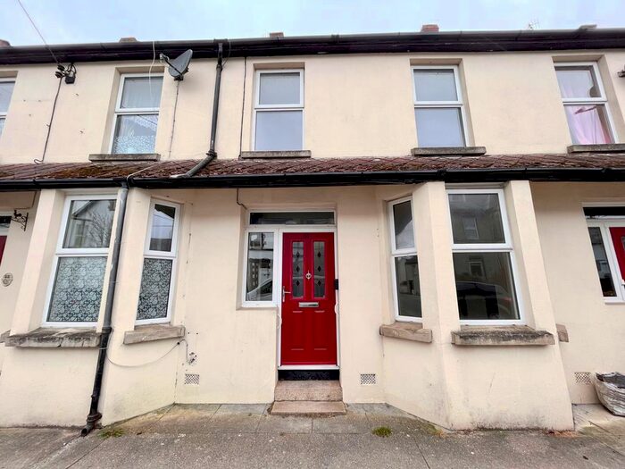 3 Bedroom Terraced House To Rent In North Street, Okehampton, EX20