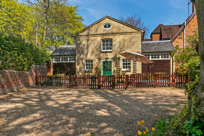 2 Bedroom Detached House To Rent In Kings Worthy Grove, Kings Worthy, SO23