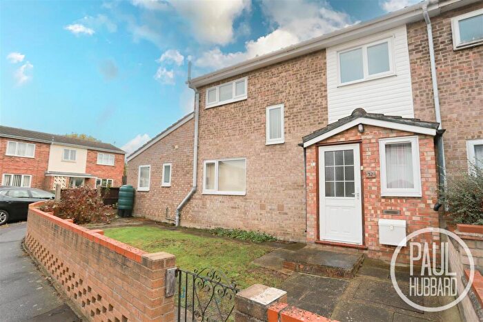 4 Bedroom End Of Terrace House For Sale In Wissett Way, Gunton, NR32