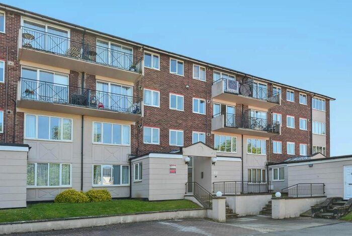 2 Bedroom Flat To Rent In Lizmans Court, East Oxford OX4