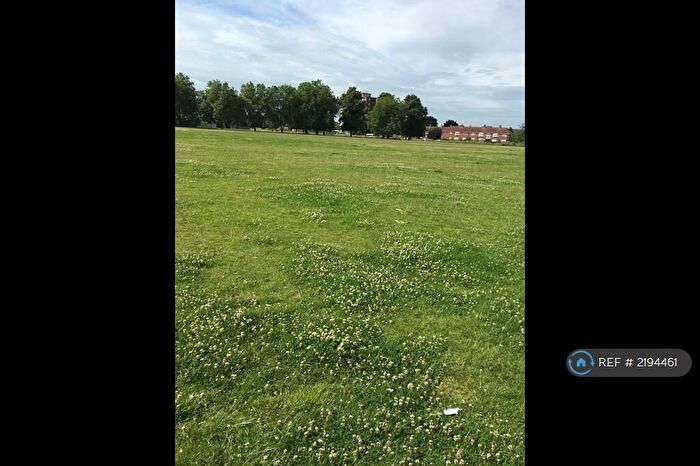 1 Bedroom Flat To Rent In Academy Way, Dagenham, RM8