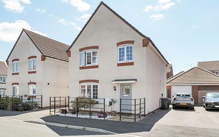 4 Bedroom Detached House For Sale In Newall Road, Bowerhill, Melksham, SN12