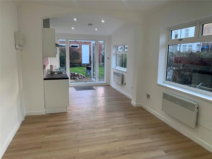 Studio To Rent In Rosslyn Crescent, Harrow, HA1