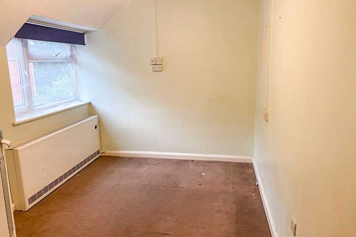 6 Bedroom Semi-Detached House For Sale In Greenway Road, Bishops Lydeard, Taunton, TA4