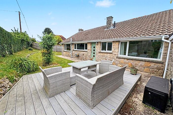 3 Bedroom Detached Bungalow For Sale In Corfe Castle, BH20 - Photo 12