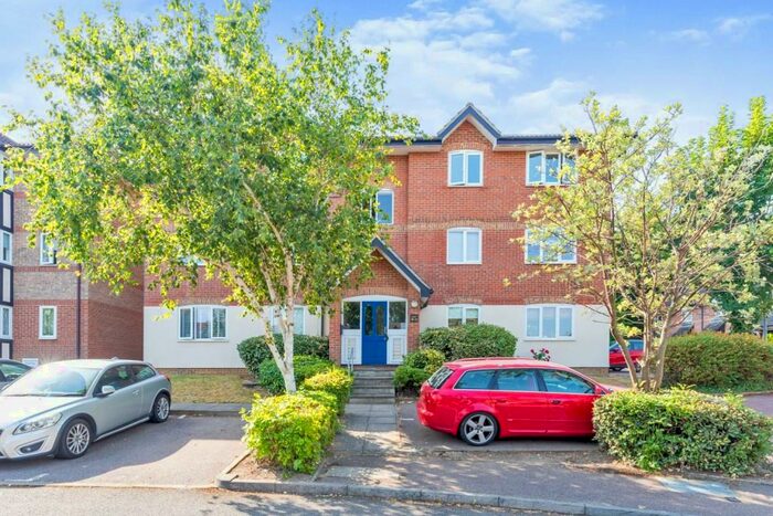 1 Bedroom Apartment To Rent In Fallow Rise, Hertford, SG13