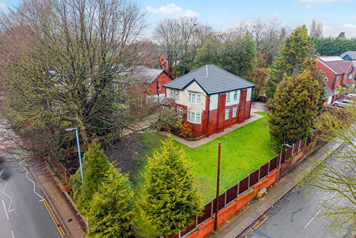 4 Bedroom Detached House For Sale In Bury Old Road Prestwich, M25