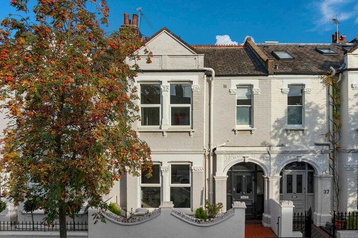 3 Bedroom Property To Rent In Felden Street, Fulham, London, SW6