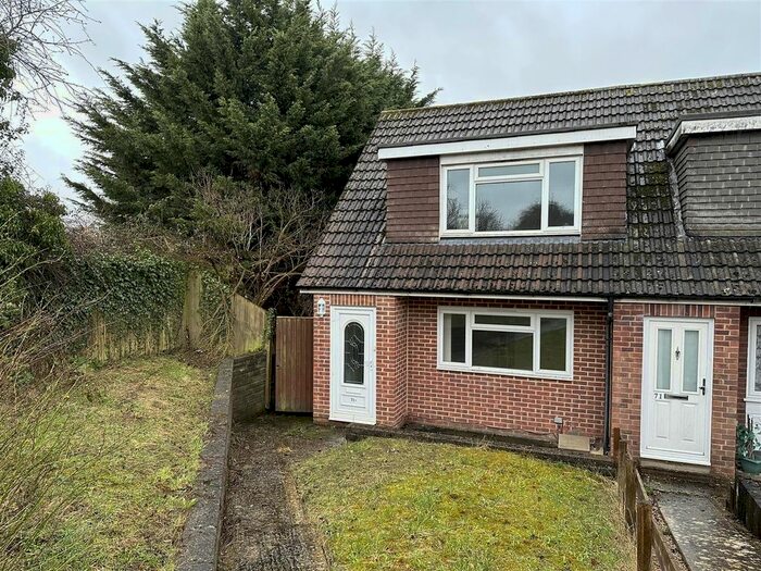 2 Bedroom Property To Rent In Thoresby Avenue, Tuffley, Gloucester, GL4