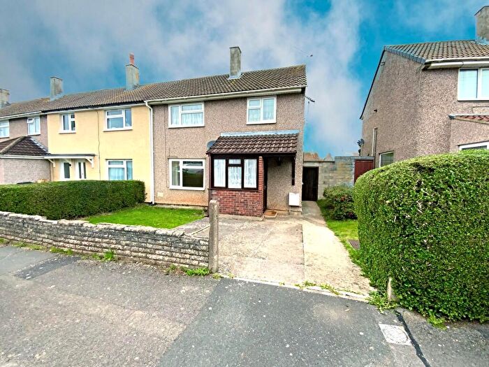 3 Bedroom End Of Terrace House For Sale In Gathorne Crescent, Yate, BS37
