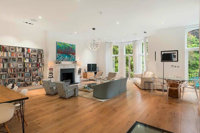 4 Bedroom Flat To Rent In Gledhow Garens, London, SW5