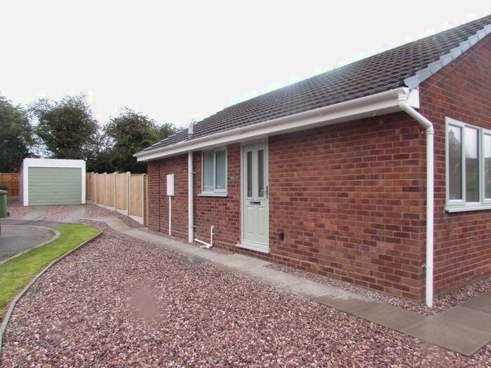 2 Bedroom Bungalow To Rent In Ivy Croft Road, Warton, B79