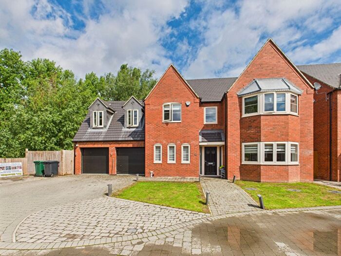 5 Bedroom Detached House For Sale In Bittern View, Willington, DE65